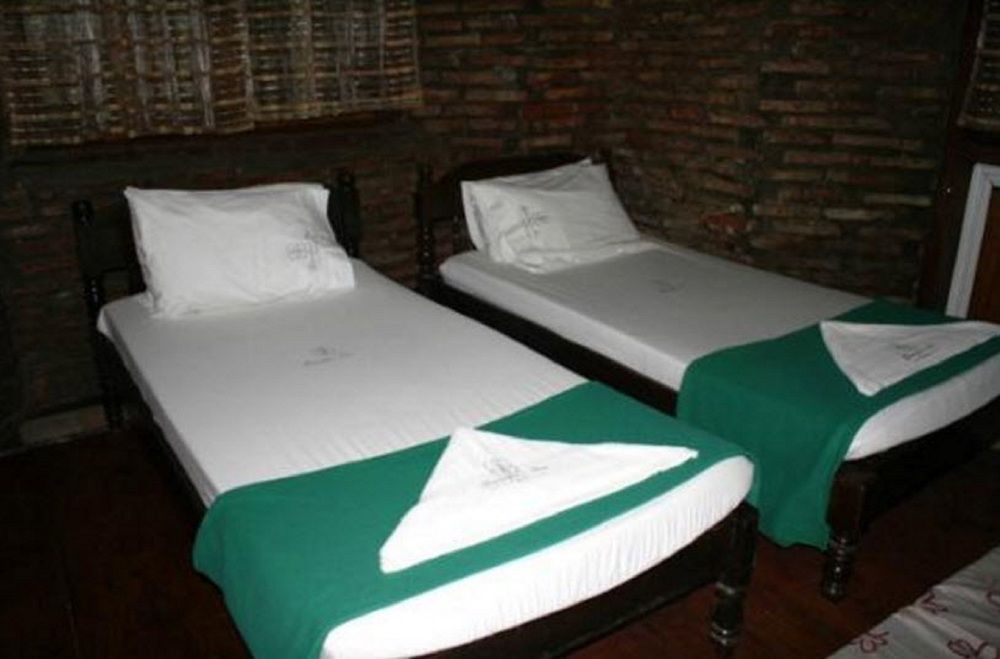 Zen Rooms Grandpa'S Inn Vigan Buitenkant foto