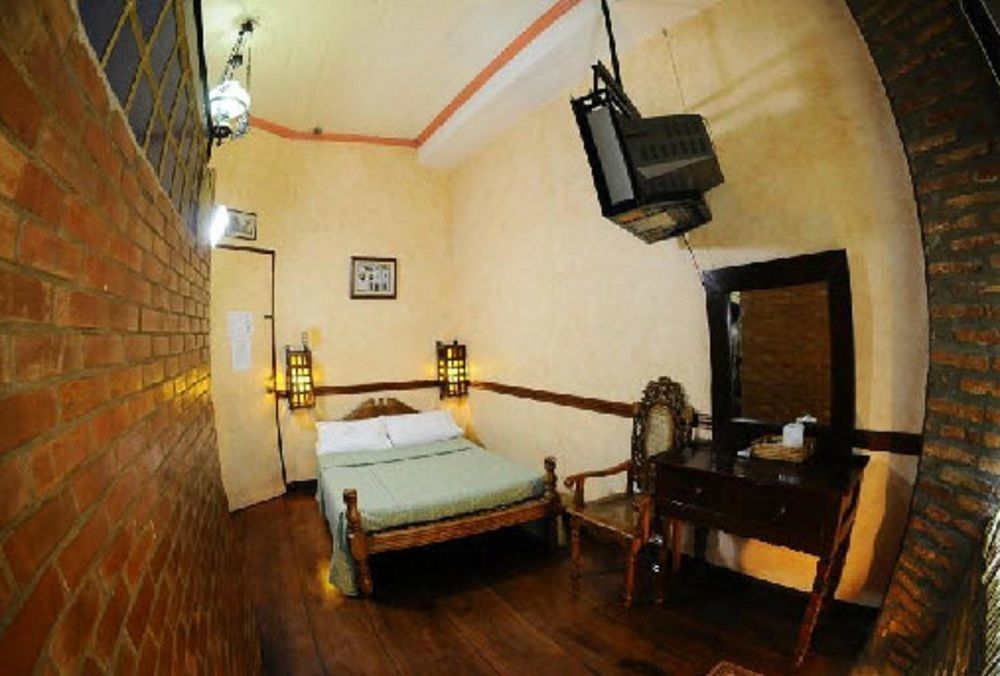 Zen Rooms Grandpa'S Inn Vigan Buitenkant foto