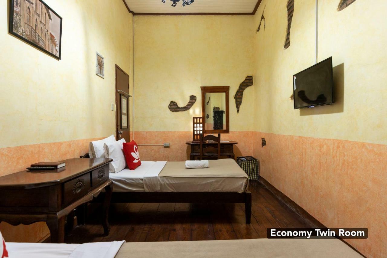 Zen Rooms Grandpa'S Inn Vigan Buitenkant foto