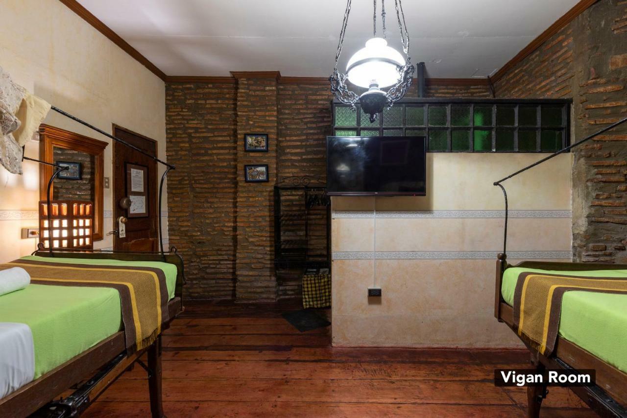 Zen Rooms Grandpa'S Inn Vigan Buitenkant foto