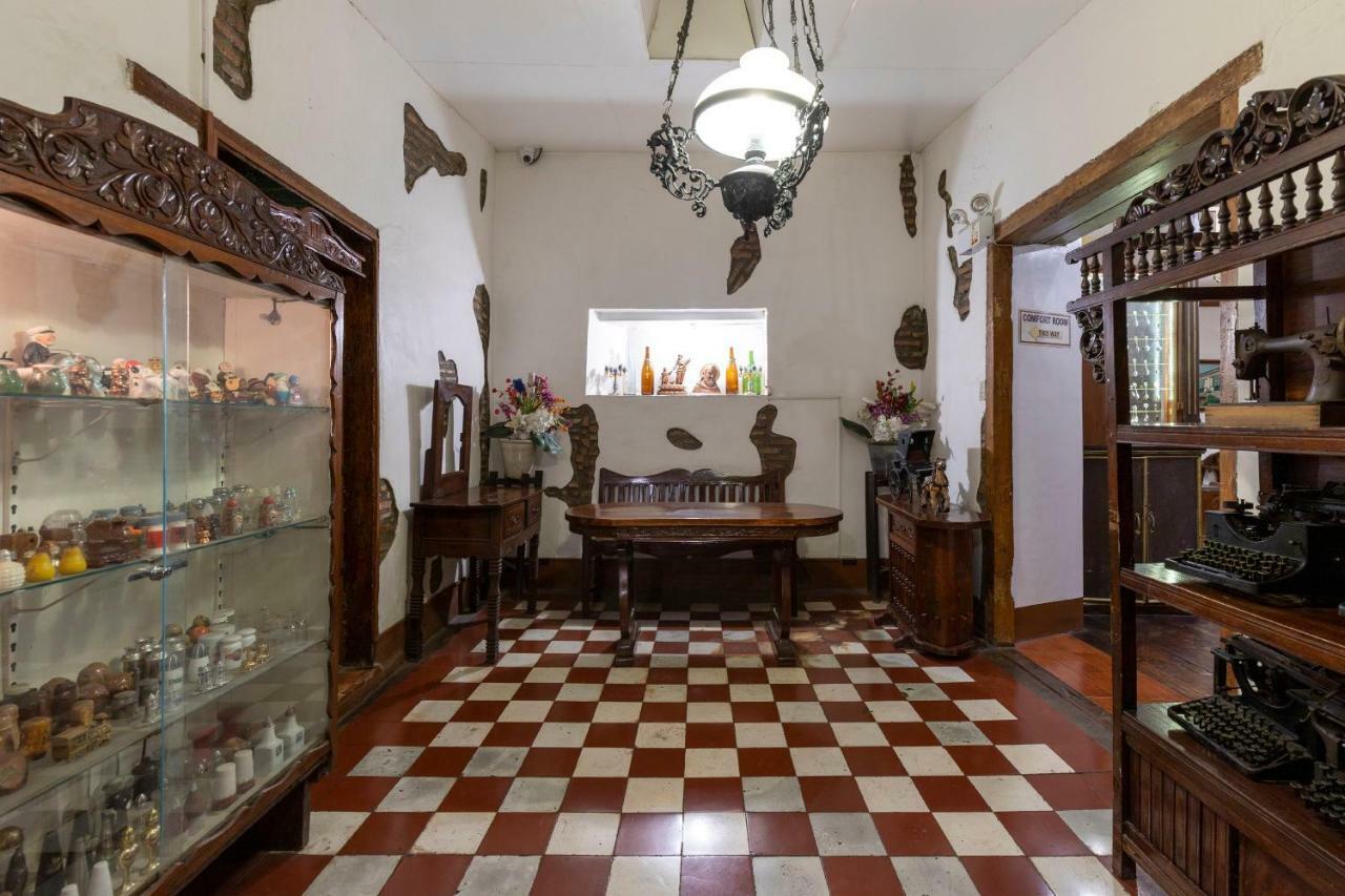 Zen Rooms Grandpa'S Inn Vigan Buitenkant foto